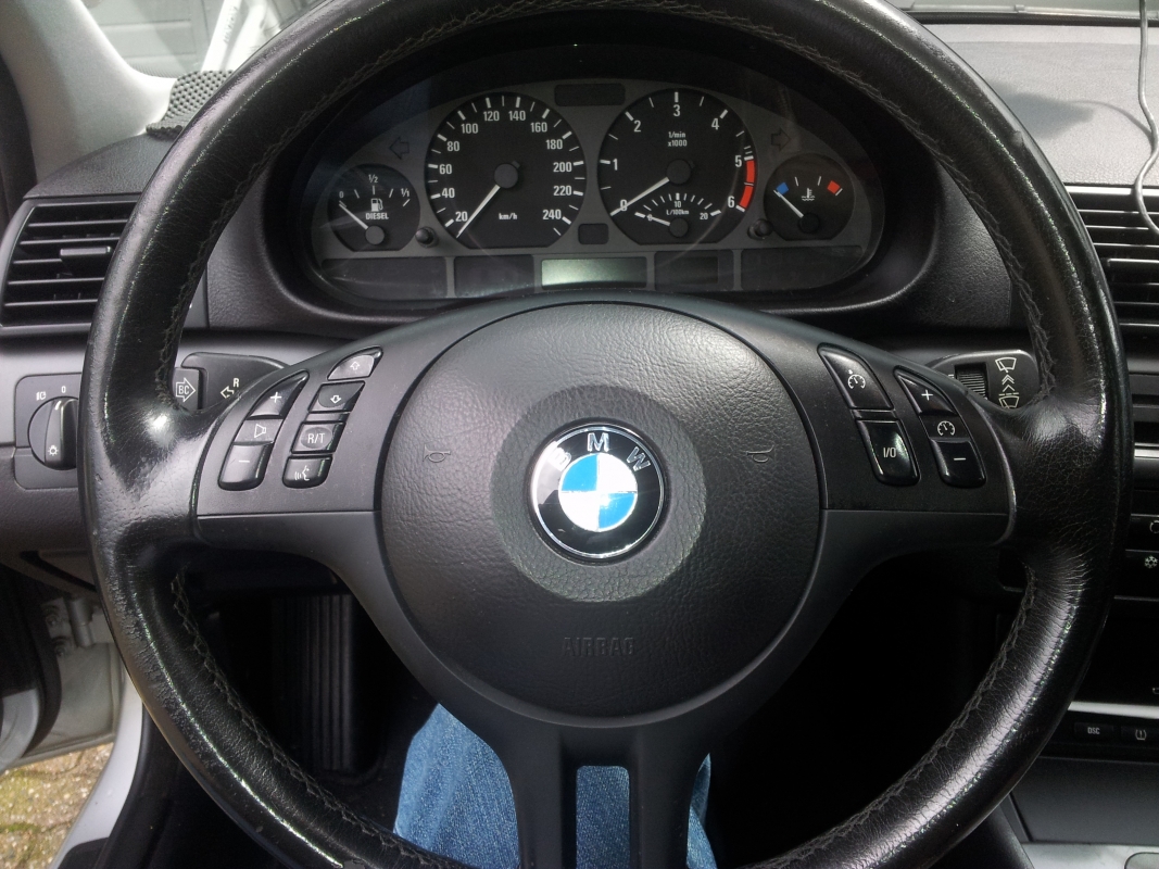 BMW 3-SERIE