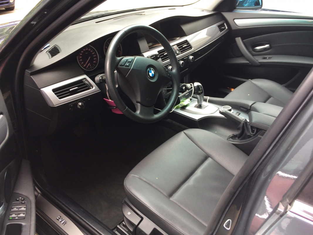 BMW 5-SERIE